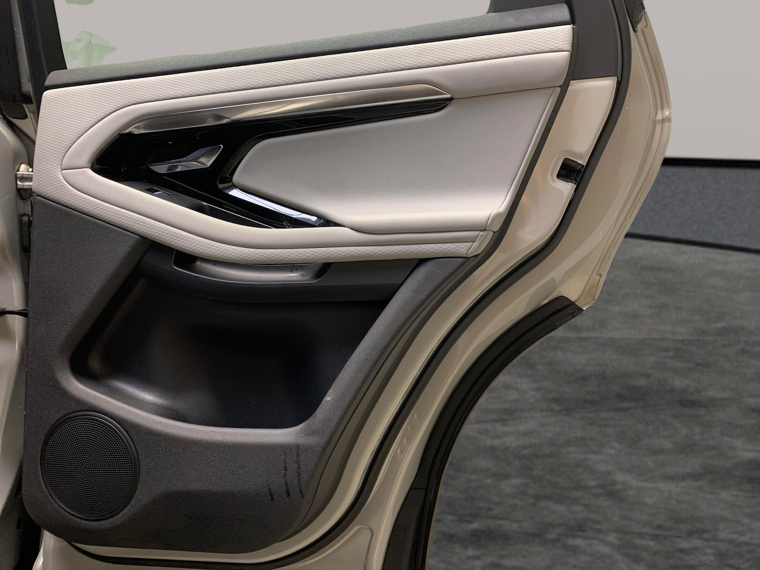 Used Land Rover Range Rover Evoque 2022 for sale - 77373337: Photo 27