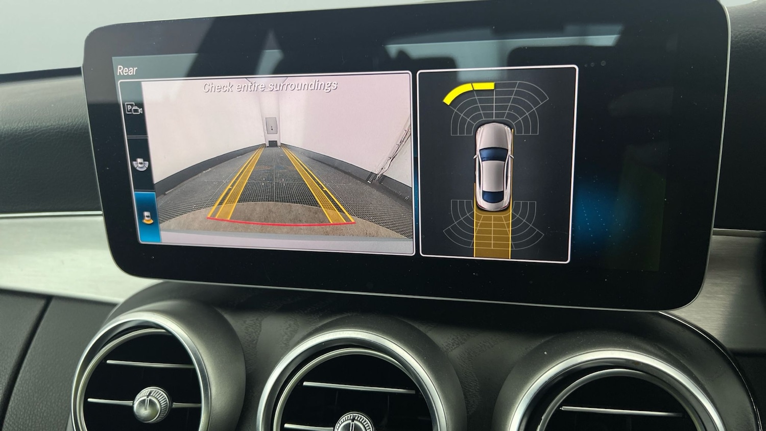 Used Mercedes-Benz C Class 2019 for sale - 77634904: Photo 23