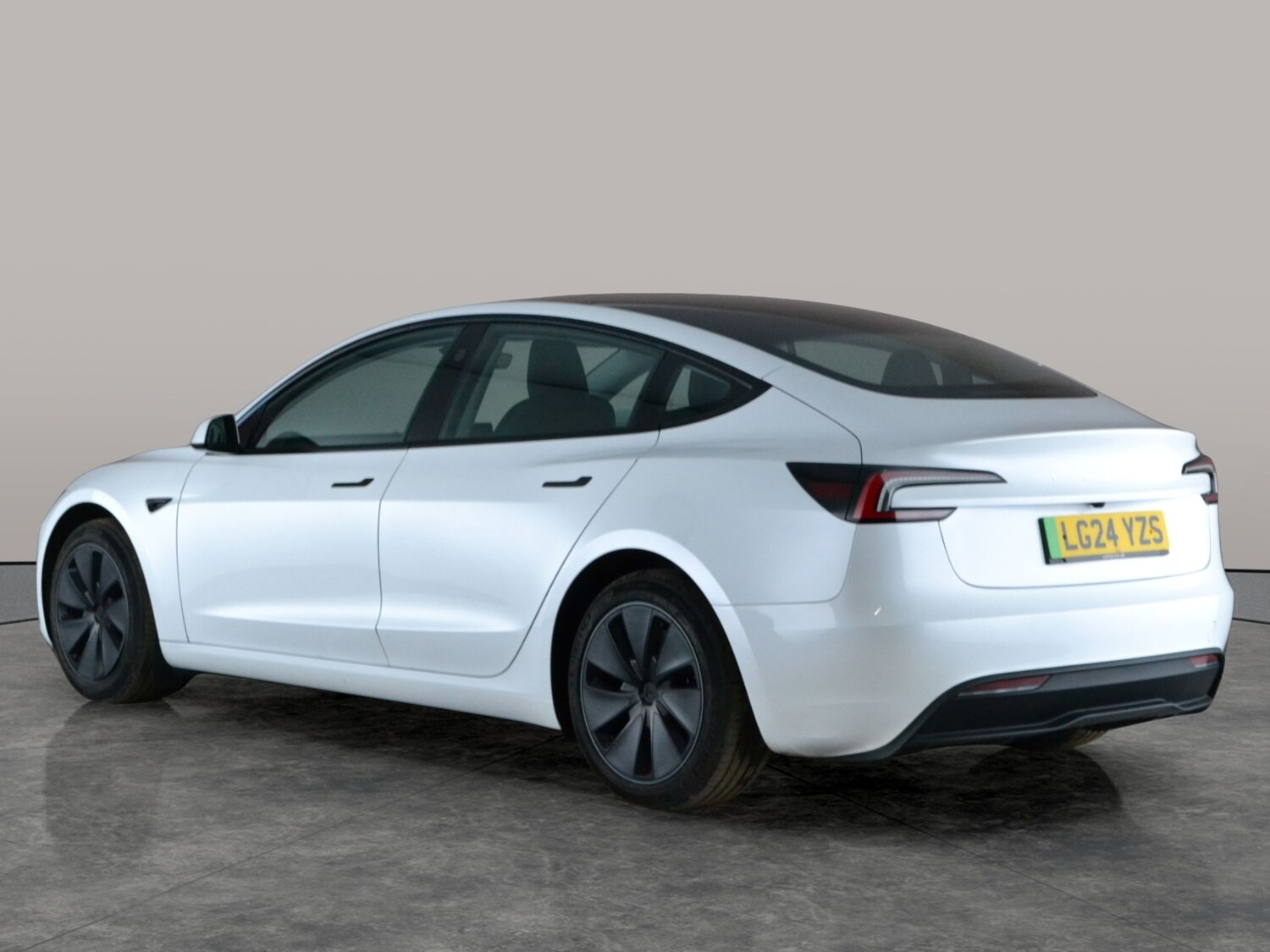 Used Tesla Model 3 2024 for sale - 77934712: Photo 13