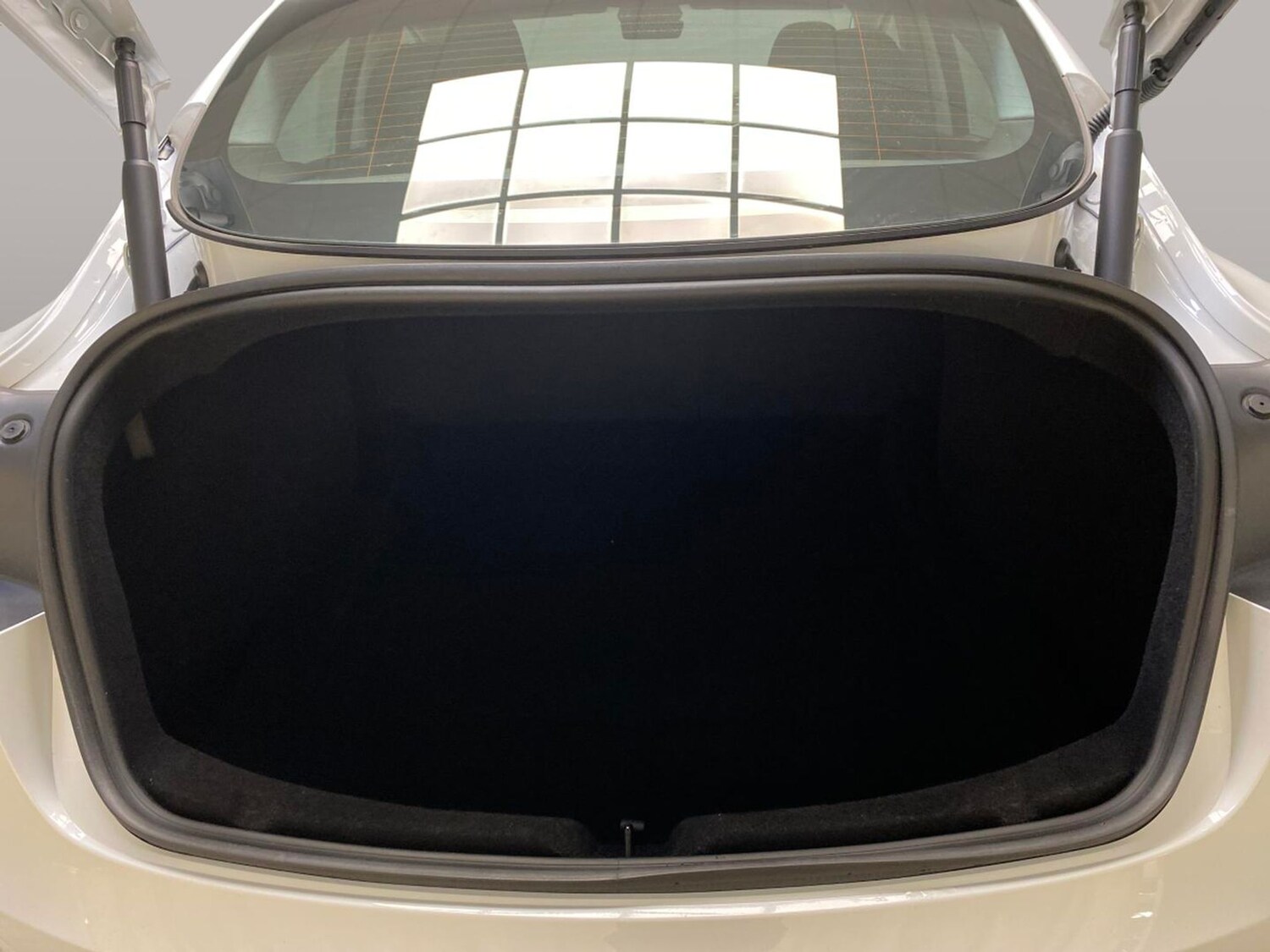 Used Tesla Model 3 2024 for sale - 77934712: Photo 35