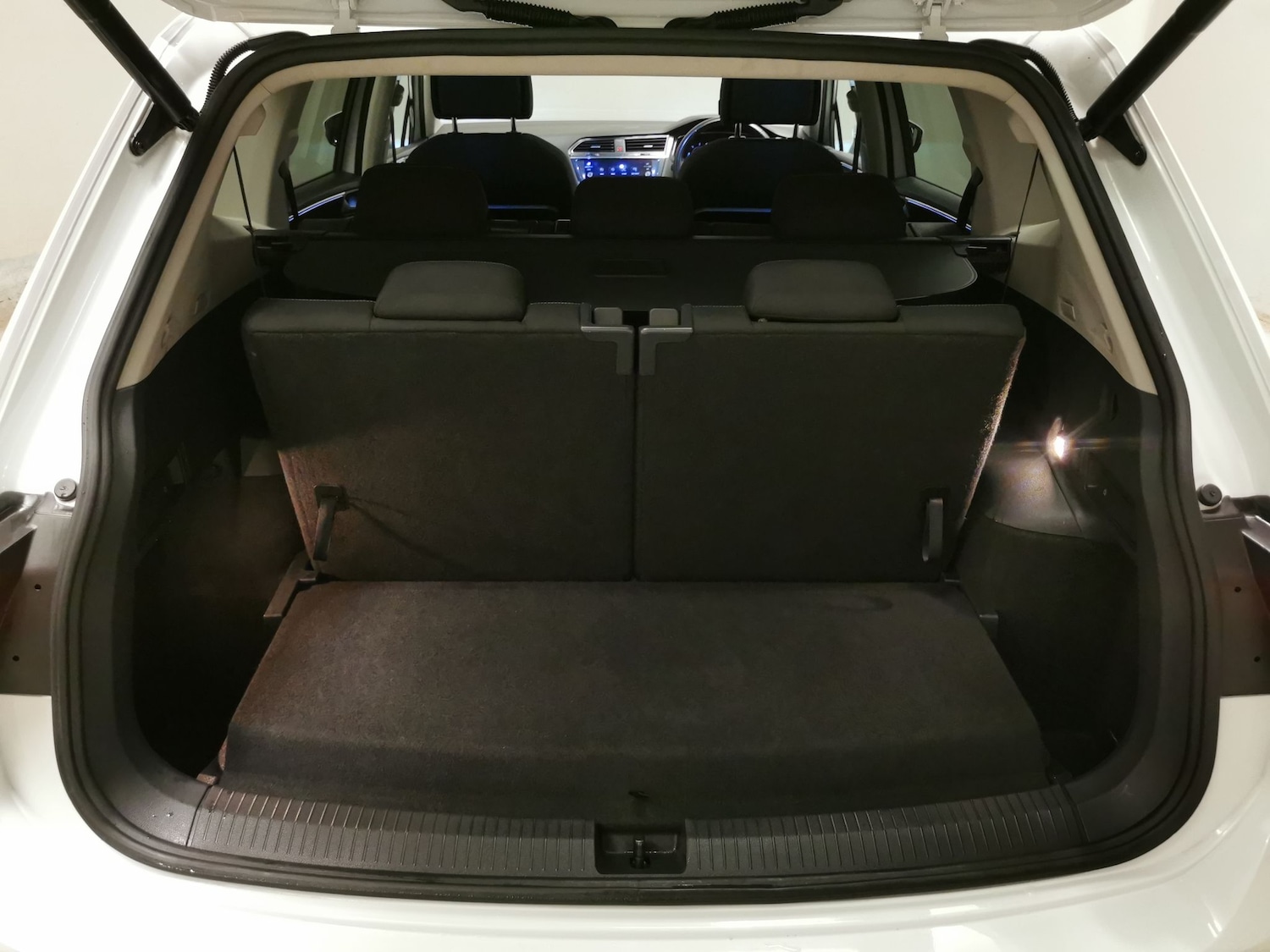 Used Volkswagen Tiguan Allspace 2020 for sale - 76731971: Photo 32