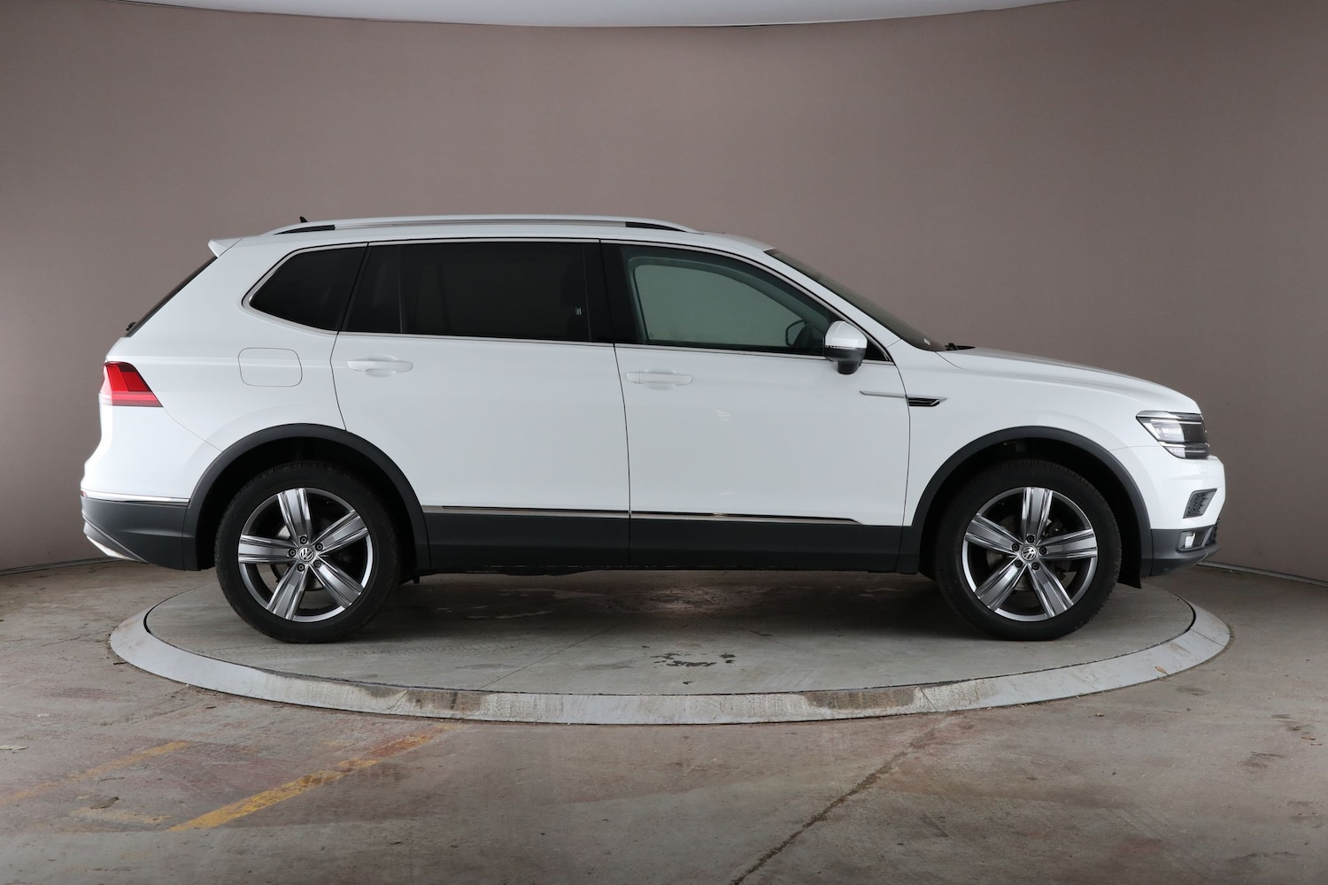 Used Volkswagen Tiguan Allspace 2020 for sale - 76731971: Photo 9