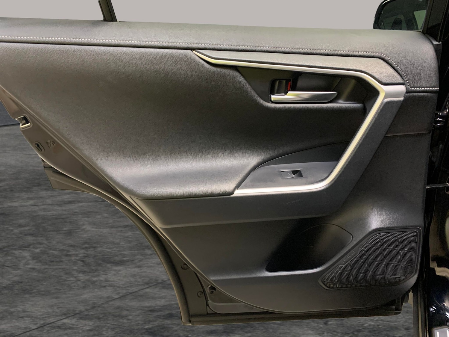 Used Toyota RAV4 2023 for sale - 76636229: Photo 29