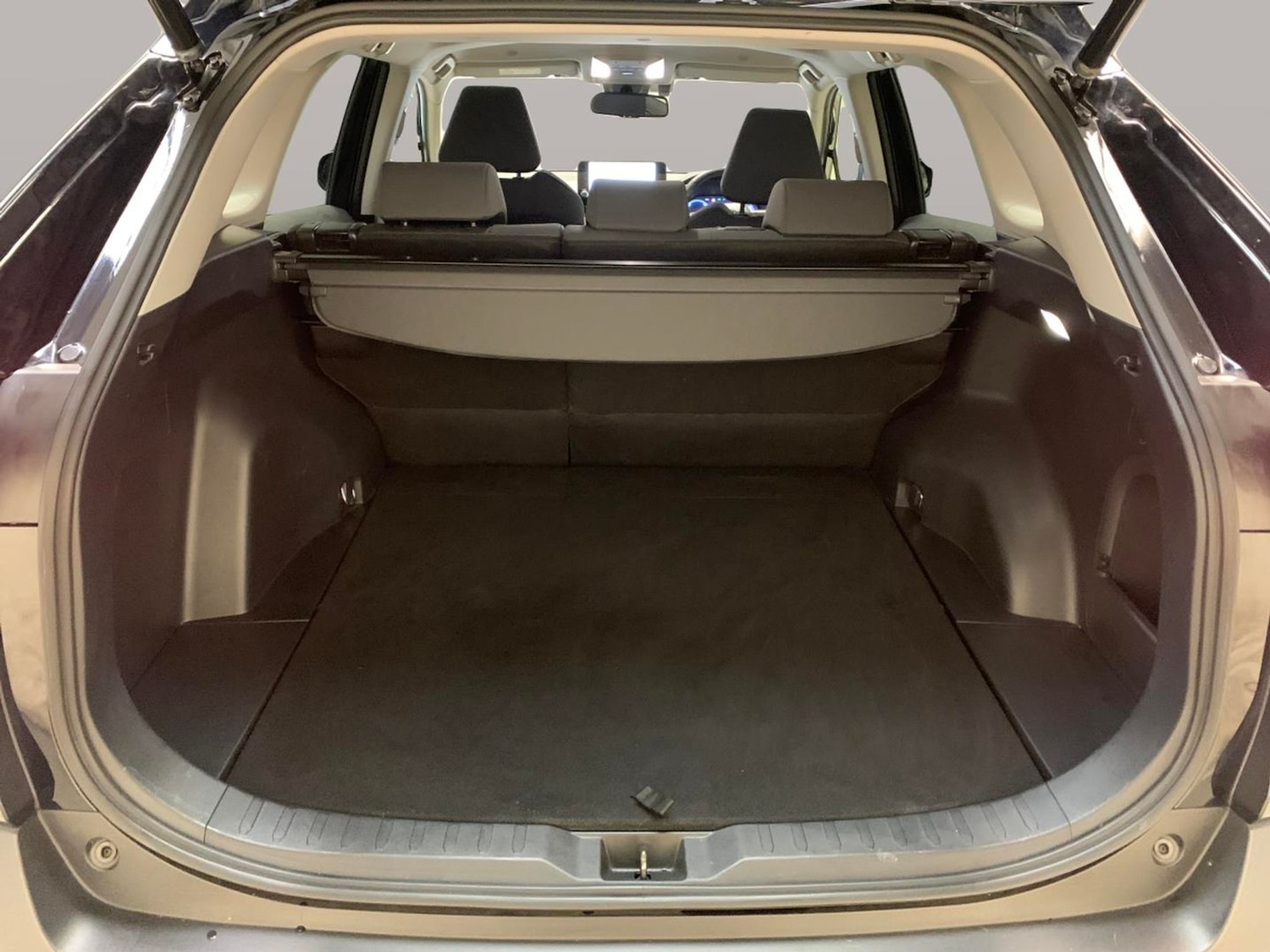 Used Toyota RAV4 2023 for sale - 76636229: Photo 34