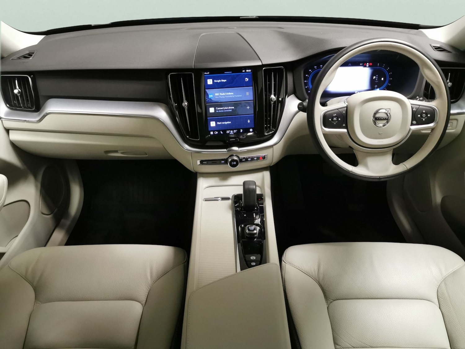 Used Volvo XC60 2022 for sale - 78042539: Photo 7