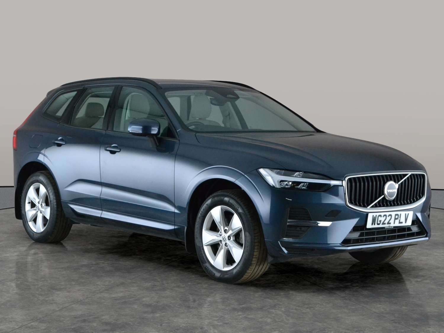 Used Volvo XC60 2022 for sale - 78042539: Photo 8