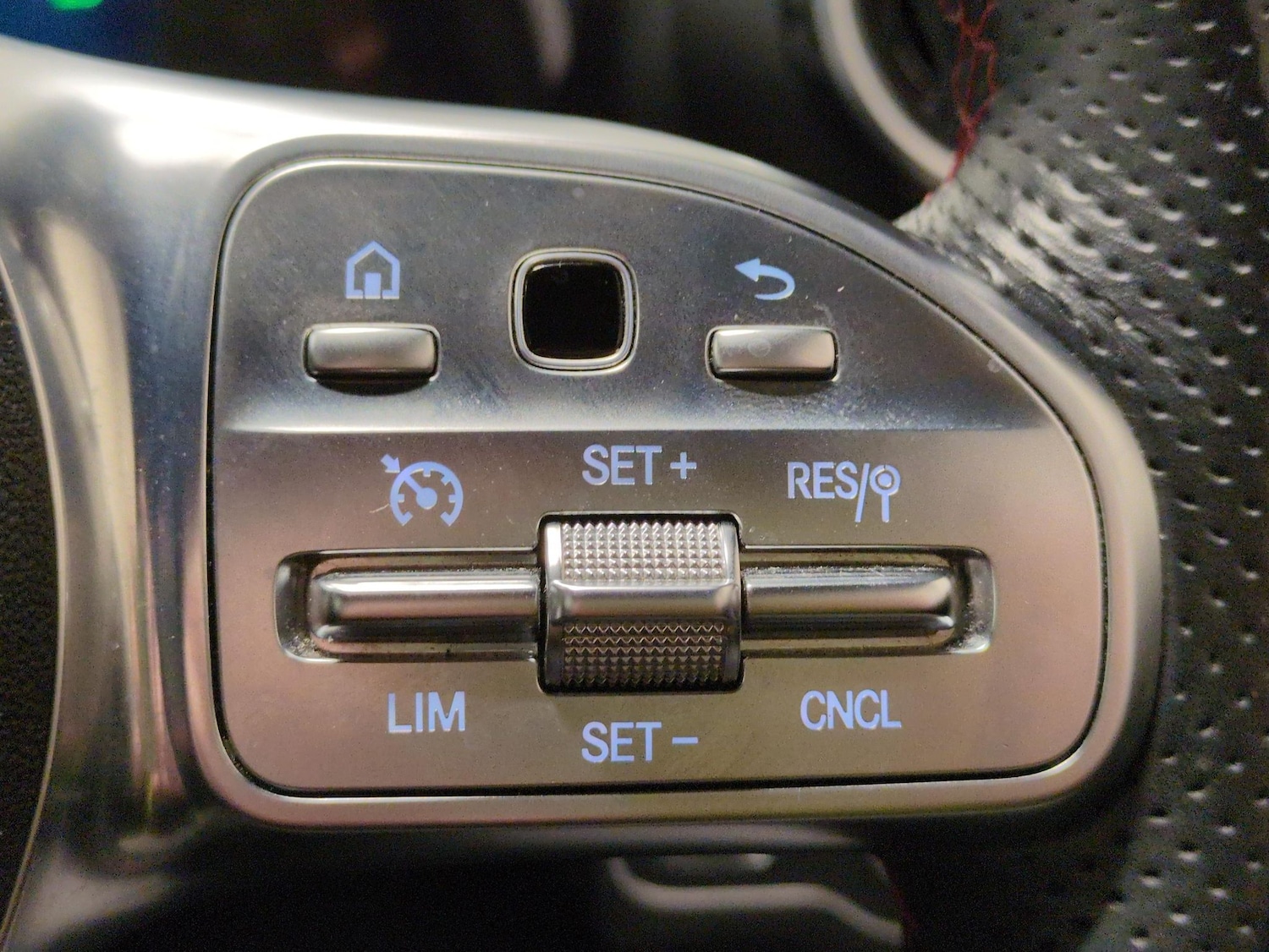 Used Mercedes-Benz A-Class 2020 for sale - 77563534: Photo 19