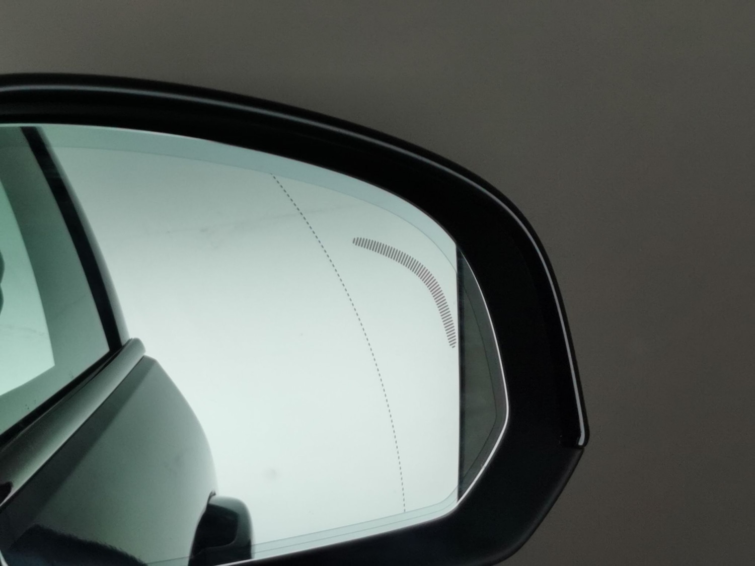 Used Volvo XC40 2022 for sale - 76704163: Photo 15