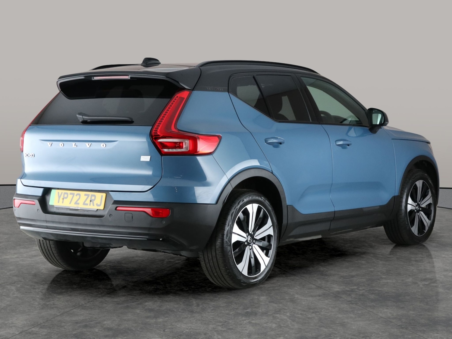 Used Volvo XC40 2022 for sale - 76704163: Photo 9