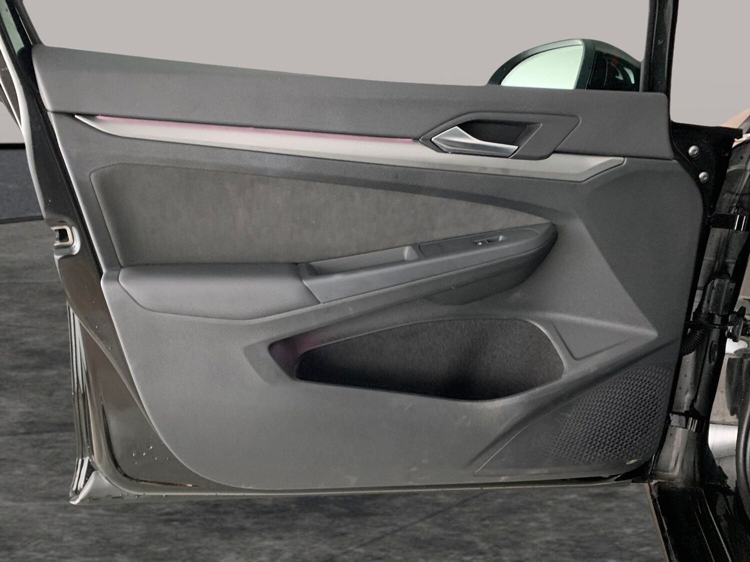 Used Volkswagen Golf 2025 for sale - 77485154: Photo 31