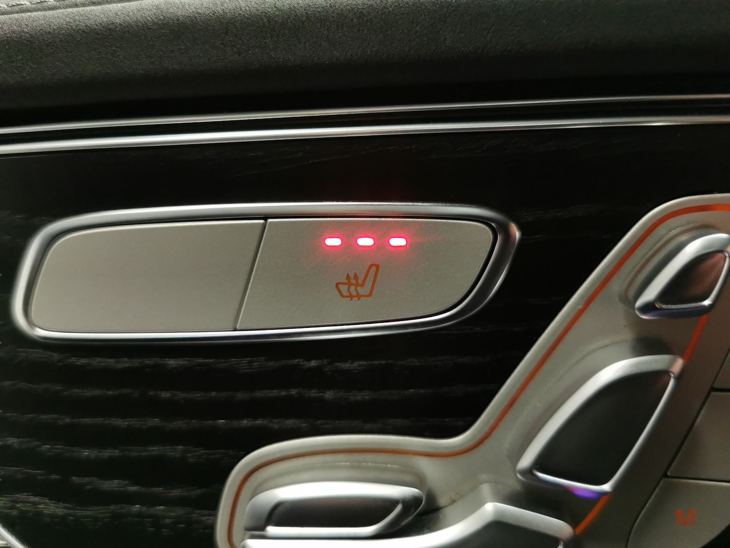 Used Mercedes-Benz EQC 2022 for sale - 77665457: Photo 18