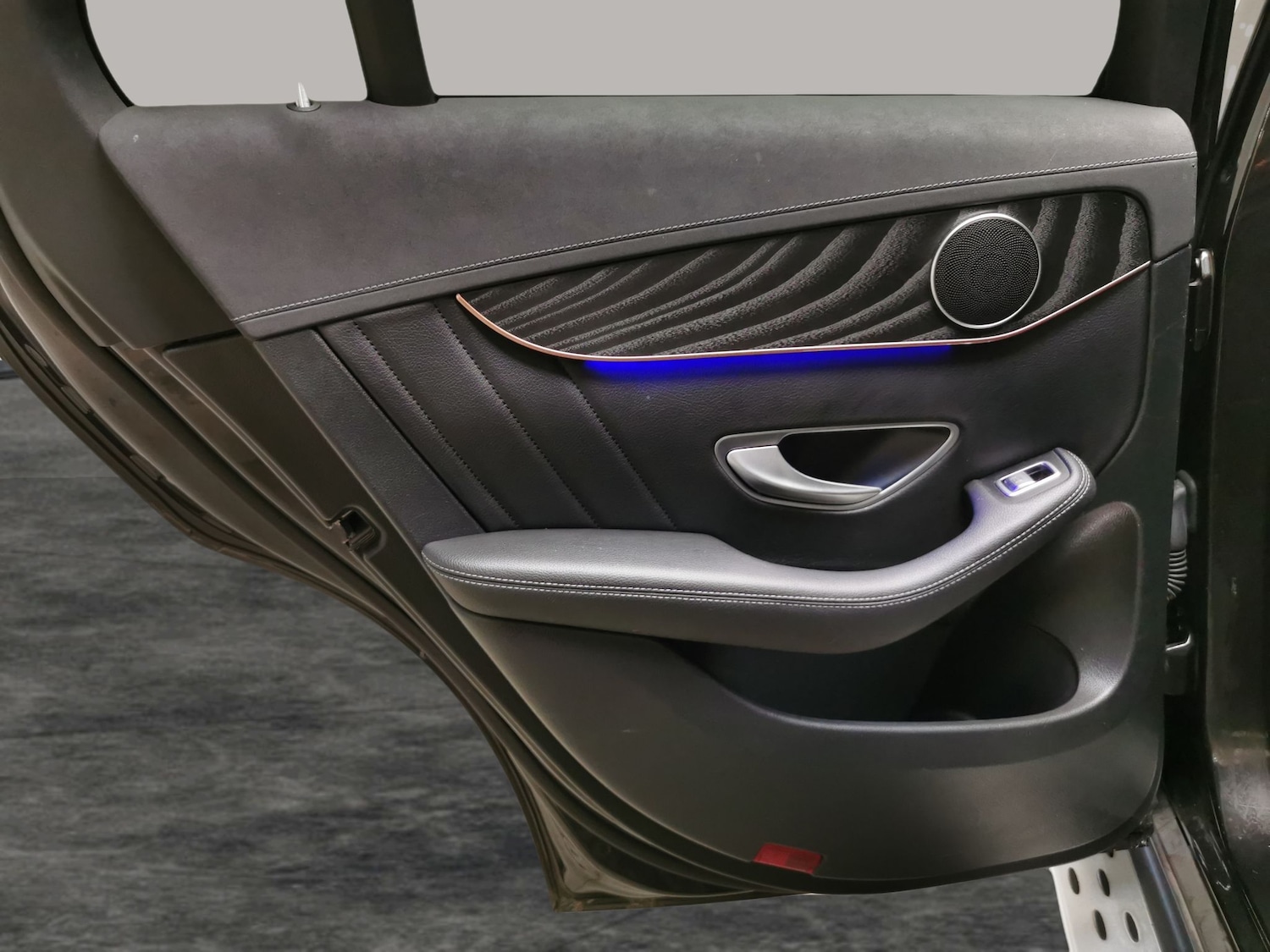 Used Mercedes-Benz EQC 2022 for sale - 77665457: Photo 27