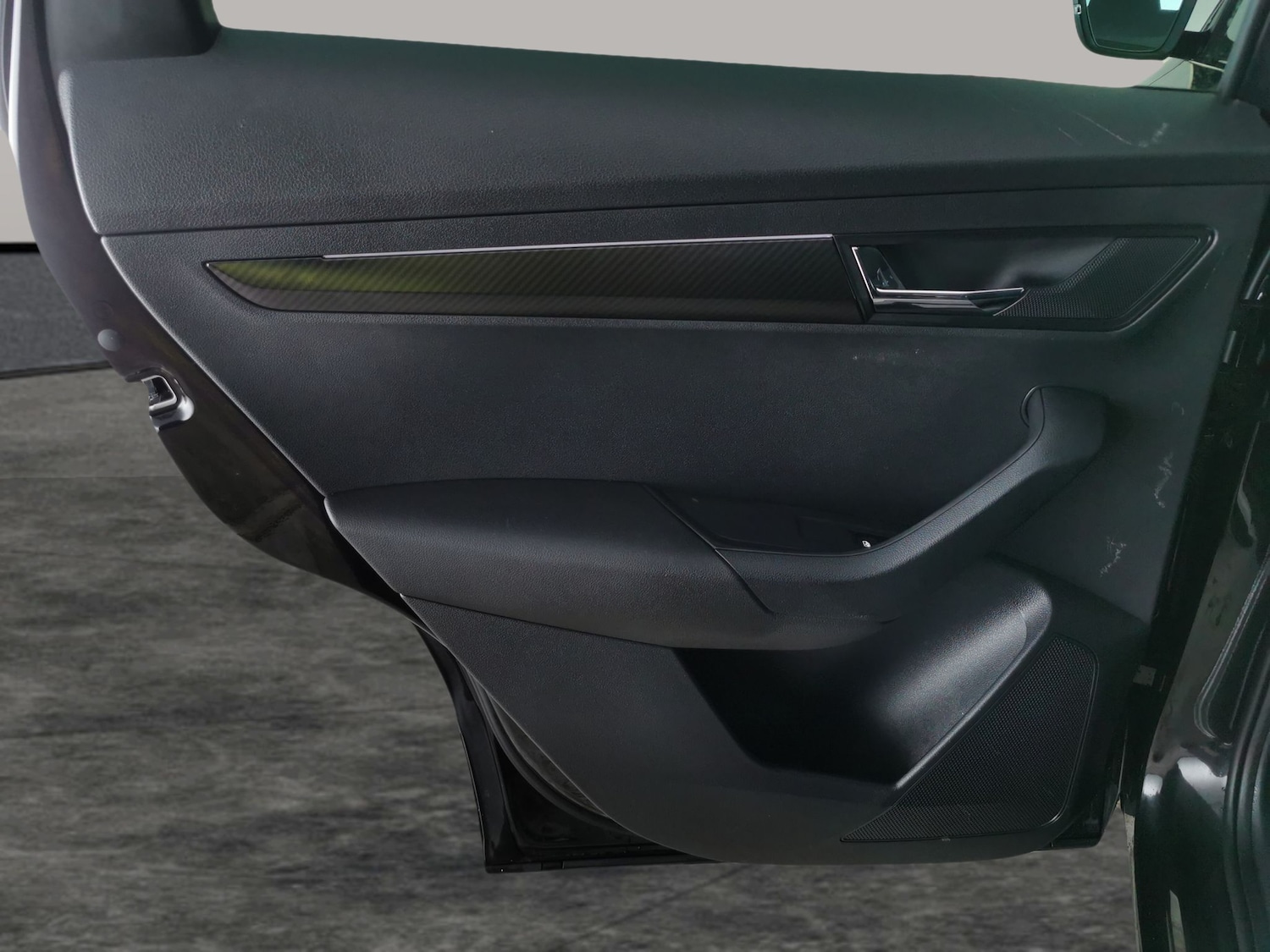 Used Skoda Karoq 2024 for sale - 77272028: Photo 29