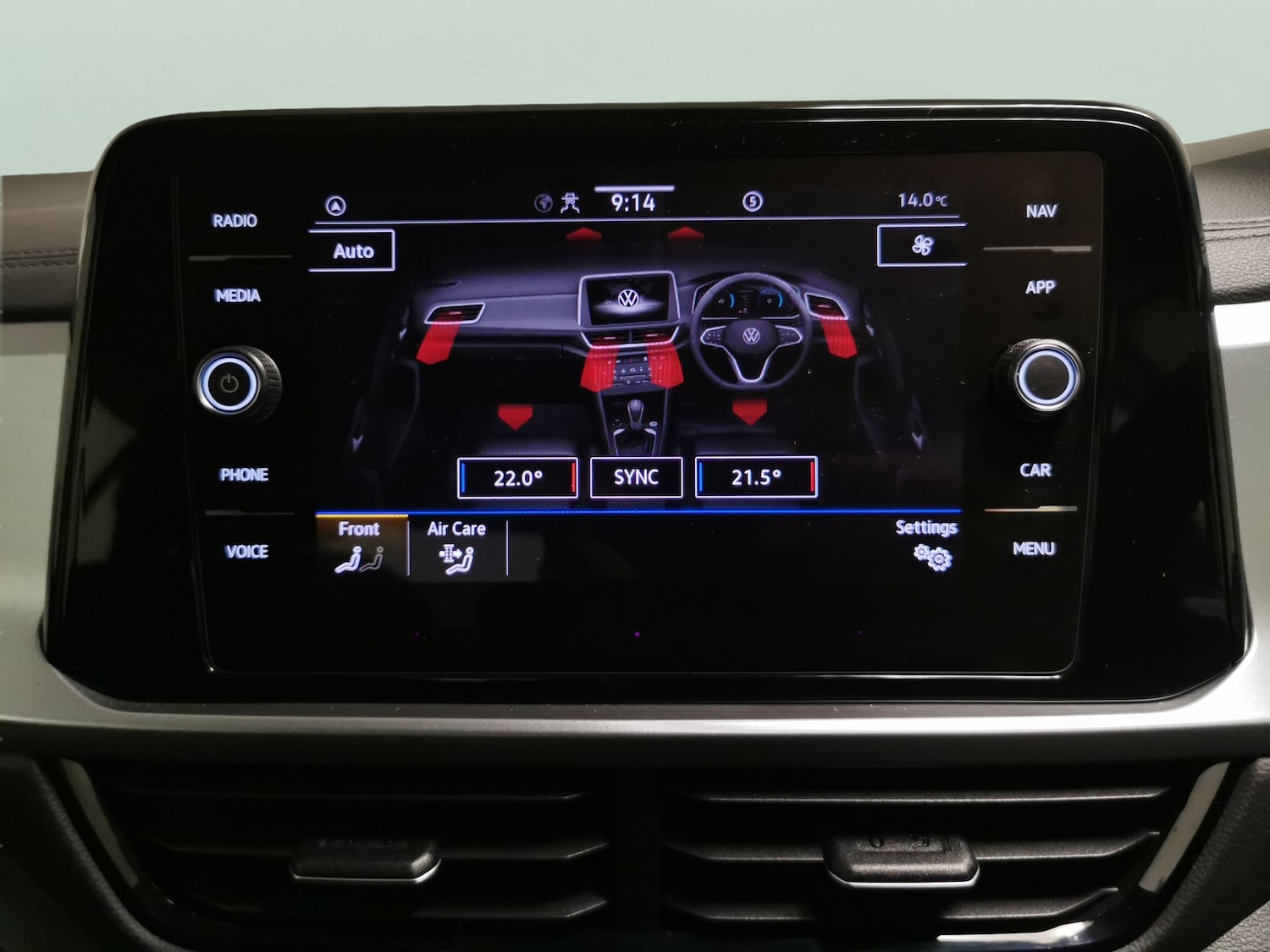 Used Volkswagen T-Roc 2023 for sale - 77679221: Photo 17