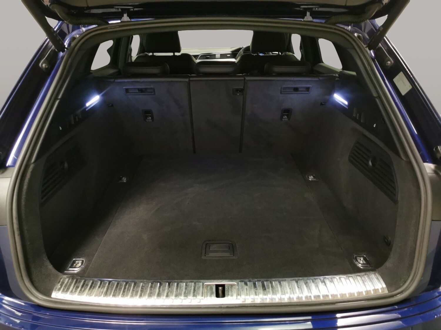 Used Audi e-tron 2021 for sale - 78173326: Photo 34