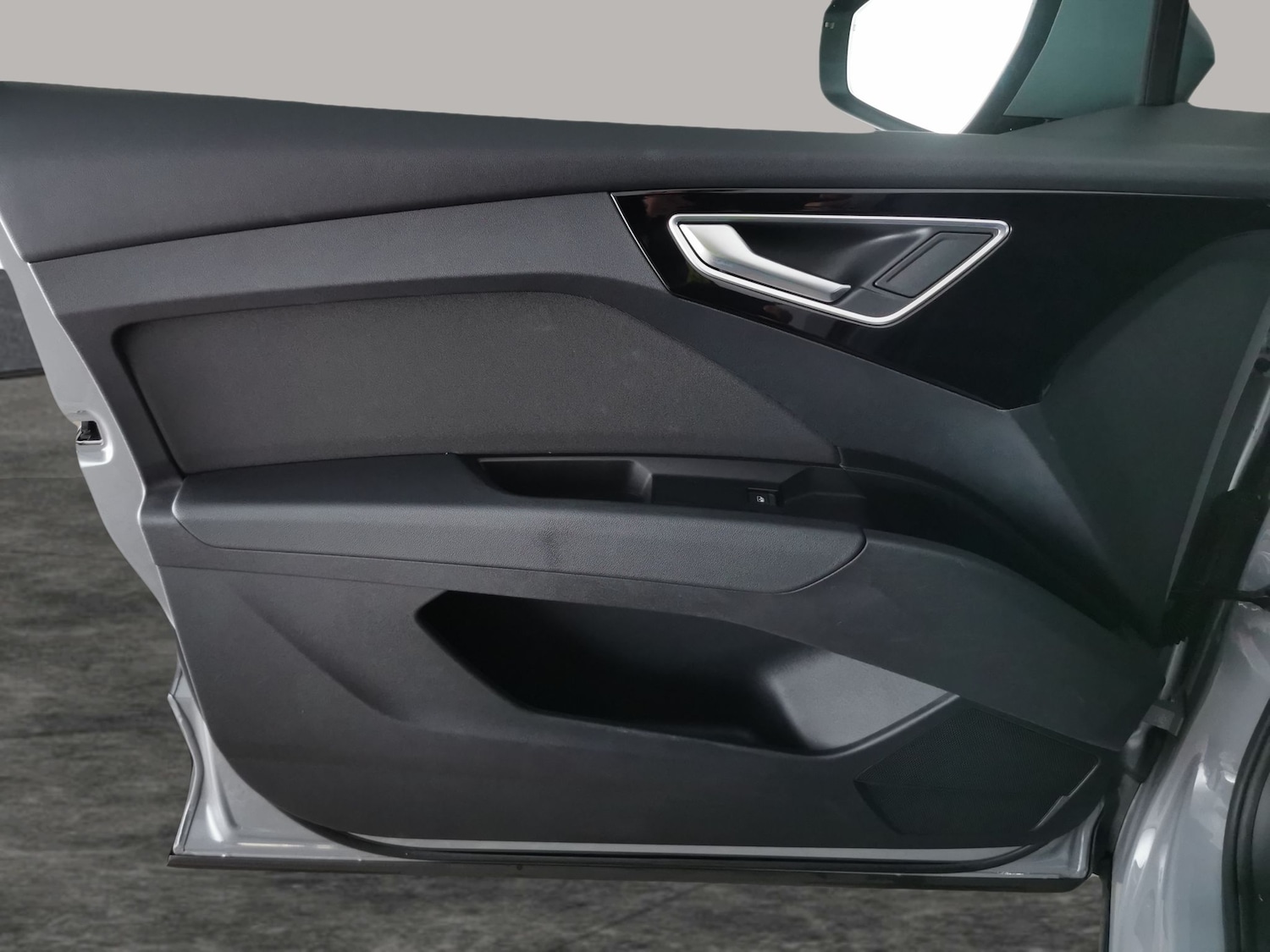 Used Audi Q4 e-tron 2023 for sale - 77979371: Photo 27