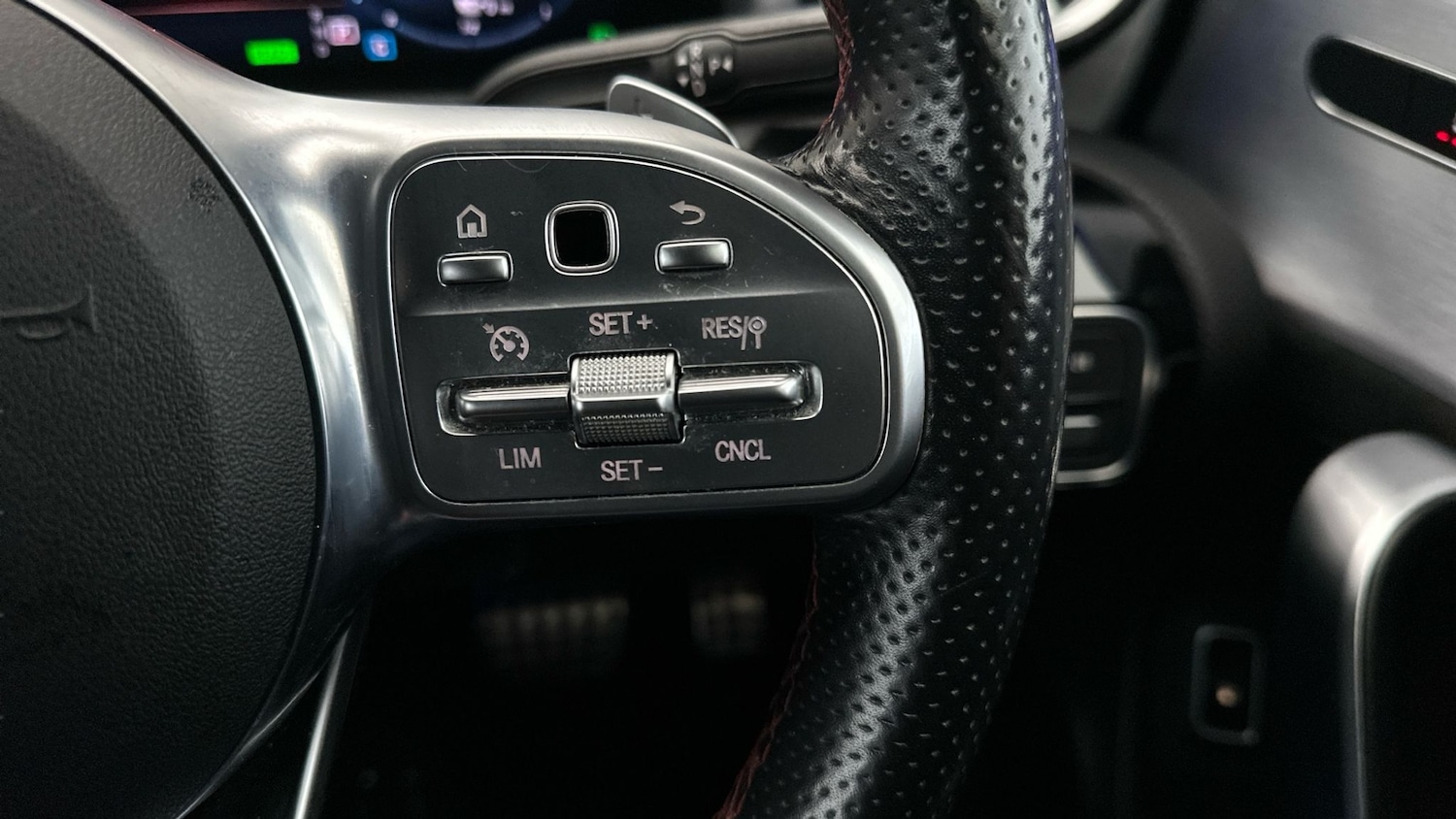 Used Mercedes-Benz A-Class for sale - 77475412: Photo 25