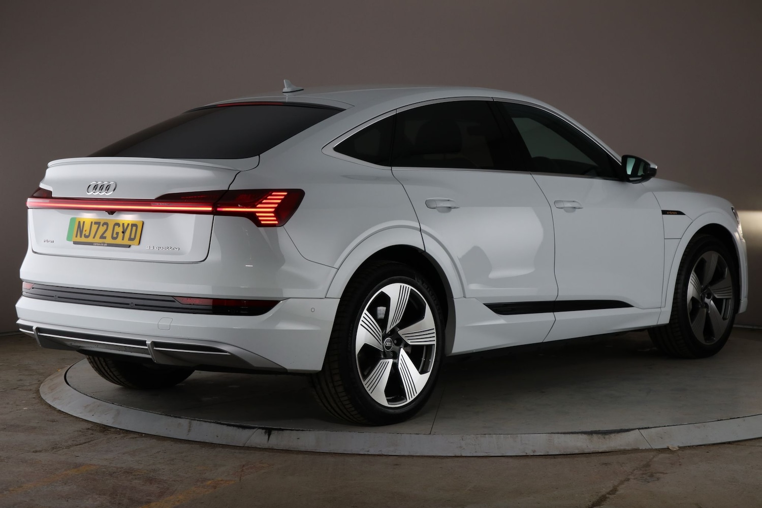 Used Audi e-tron 2022 for sale - 76171392: Photo 13