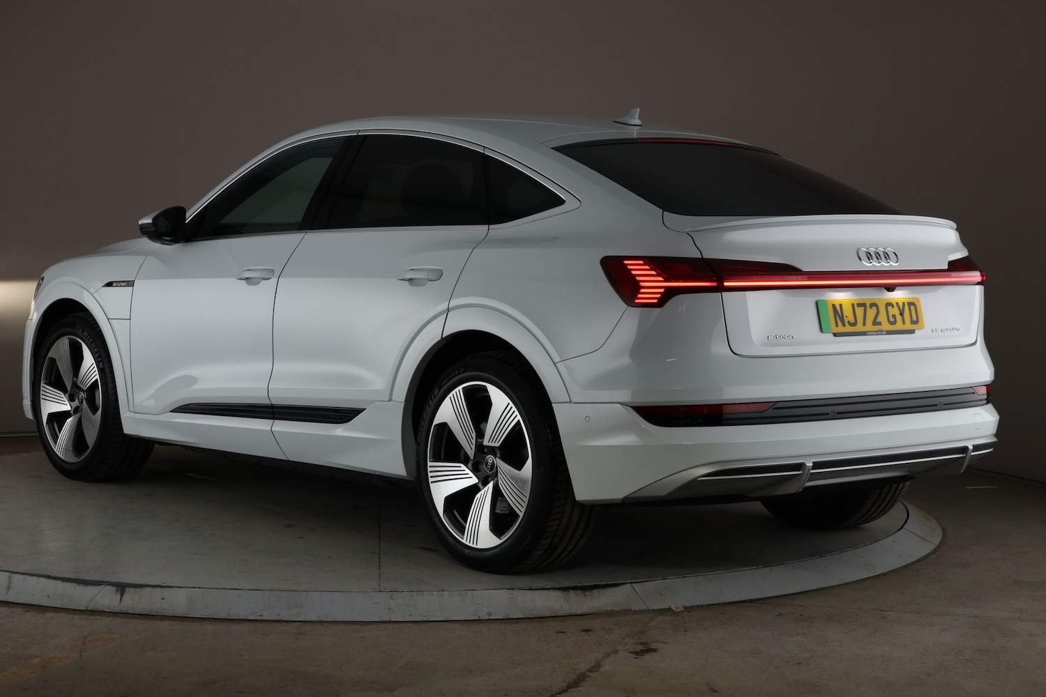 Used Audi e-tron 2022 for sale - 76171392: Photo 16