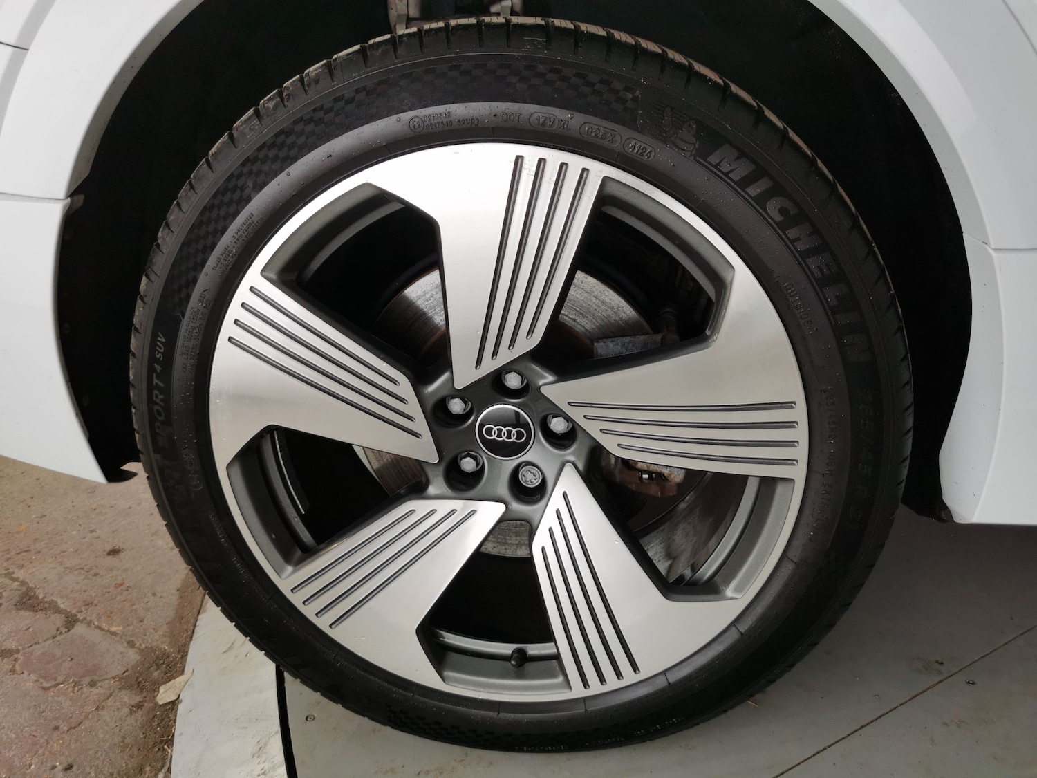 Used Audi e-tron 2022 for sale - 76171392: Photo 36