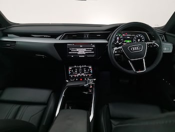 Used Audi e-tron 2022 for sale - 76171392: Photo 4
