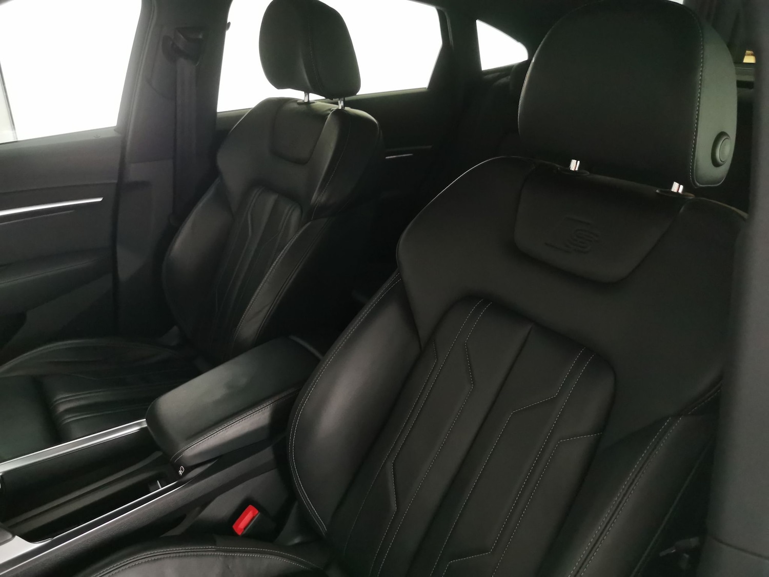 Used Audi e-tron 2022 for sale - 76171392: Photo 8