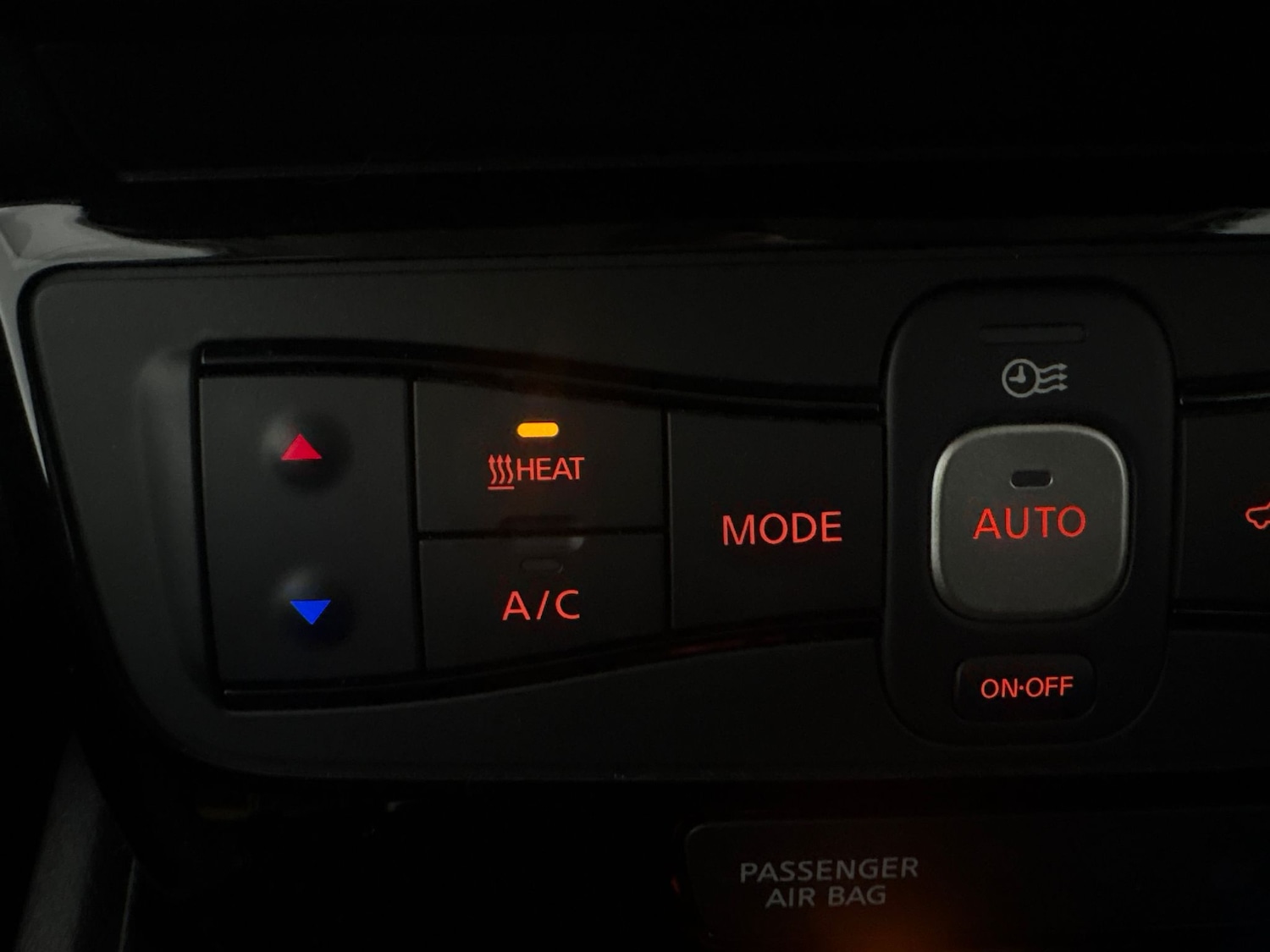 Used Nissan Leaf 2021 for sale - 77180427: Photo 17