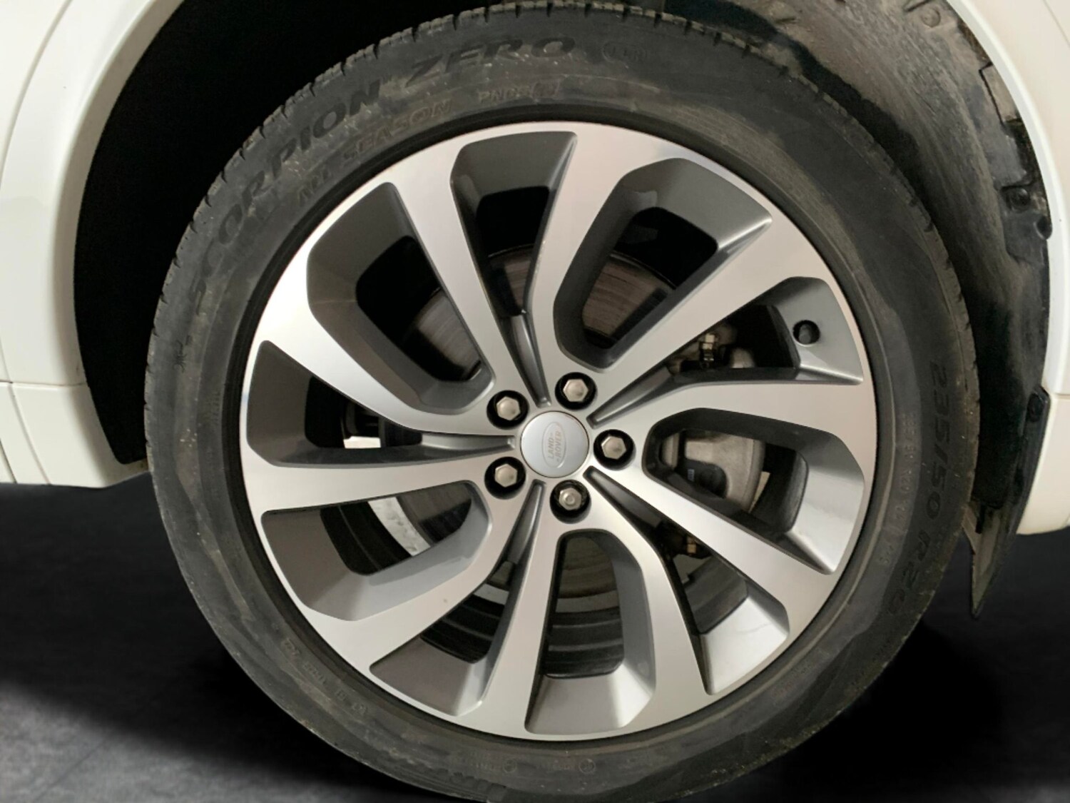 Used Land Rover Discovery Sport 2022 for sale - 77942660: Photo 32