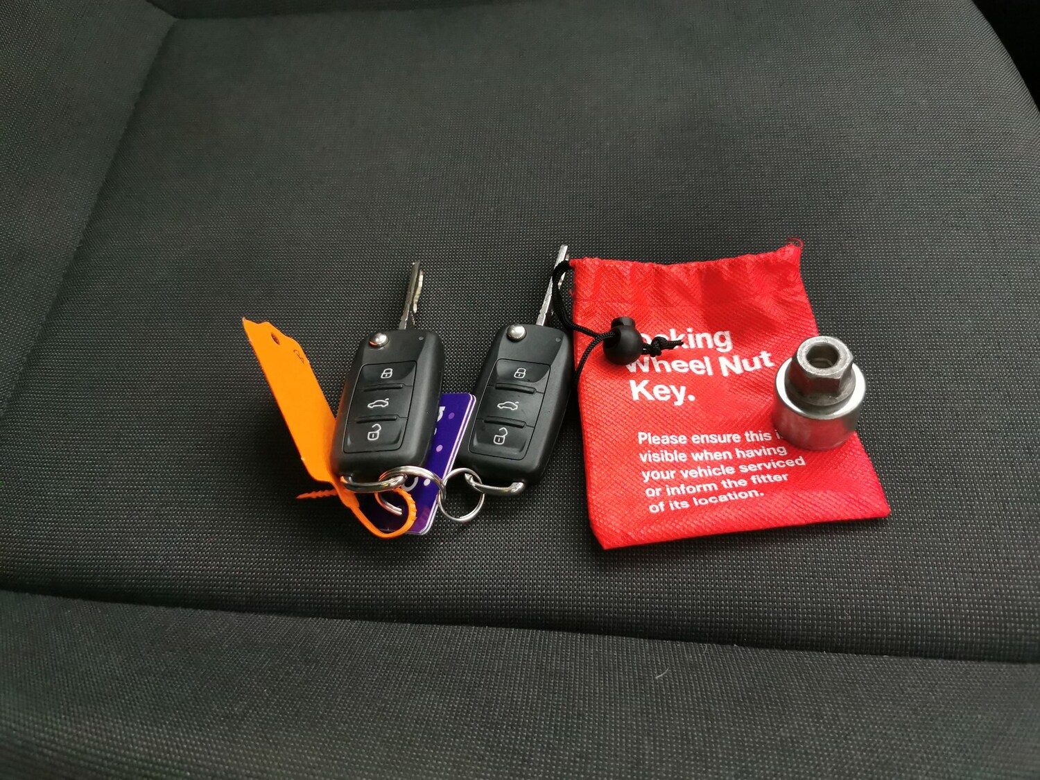 Used Volkswagen up! 2023 for sale - 77691343: Photo 27