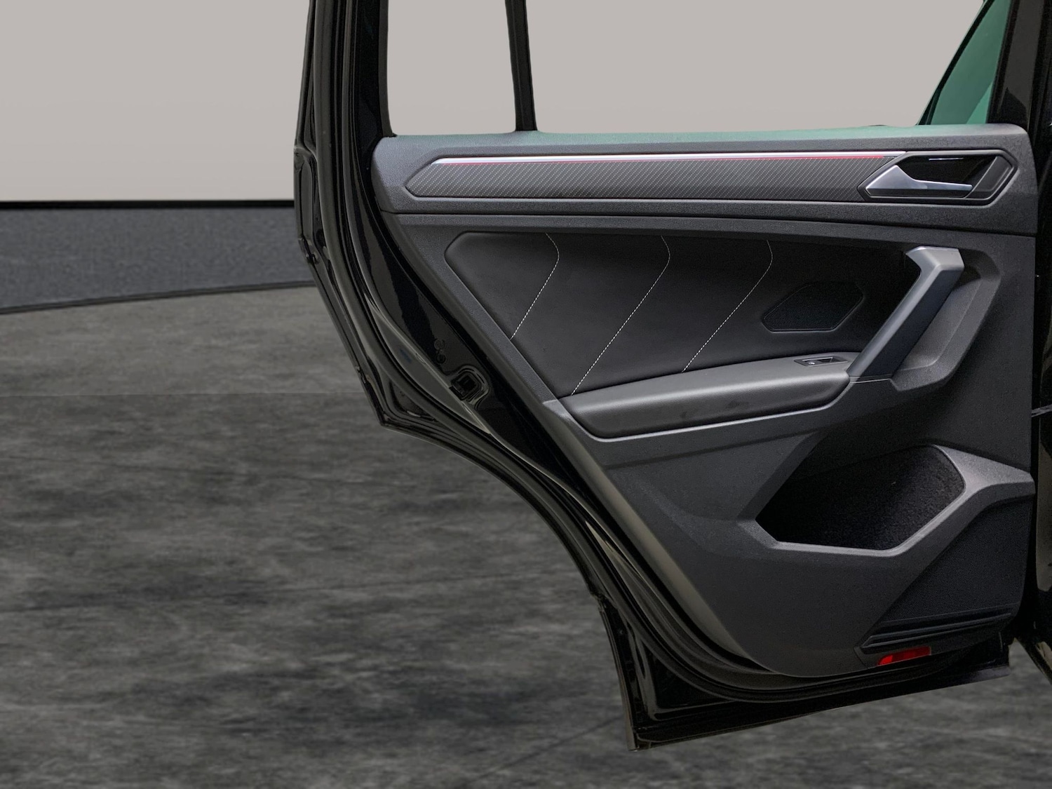 Used Volkswagen Tiguan 2022 for sale - 76940313: Photo 28