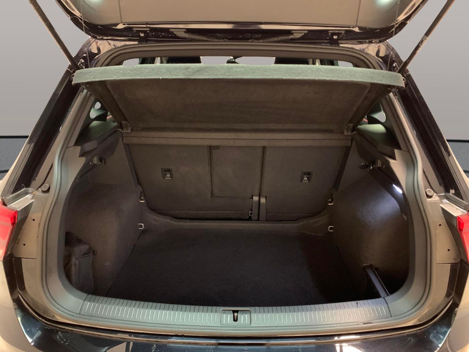 Used Volkswagen Tiguan 2022 for sale - 76940313: Photo 33