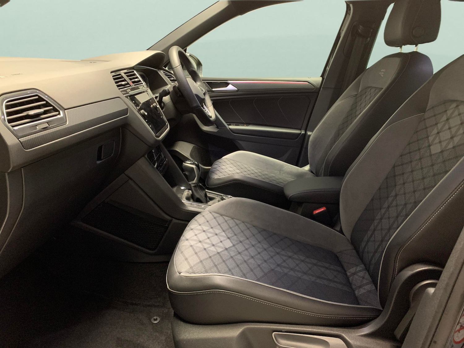 Used Volkswagen Tiguan 2022 for sale - 76940313: Photo 4