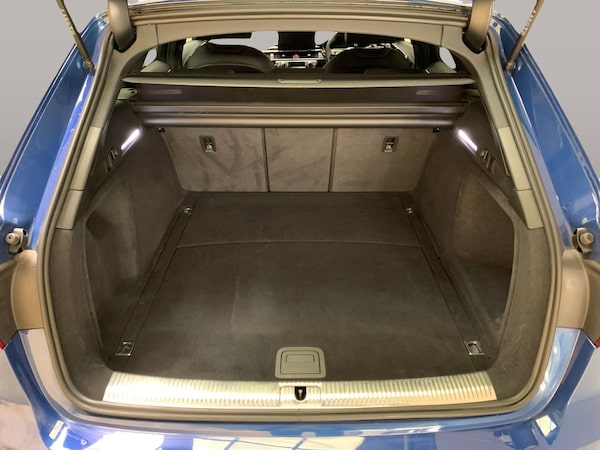 Used Audi A4 Avant 2023 for sale - 76332903: Photo 39