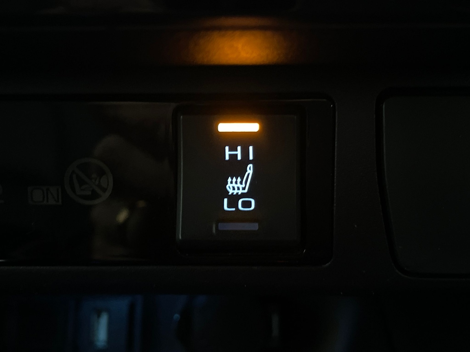 Used Toyota RAV4 2020 for sale - 76420806: Photo 28