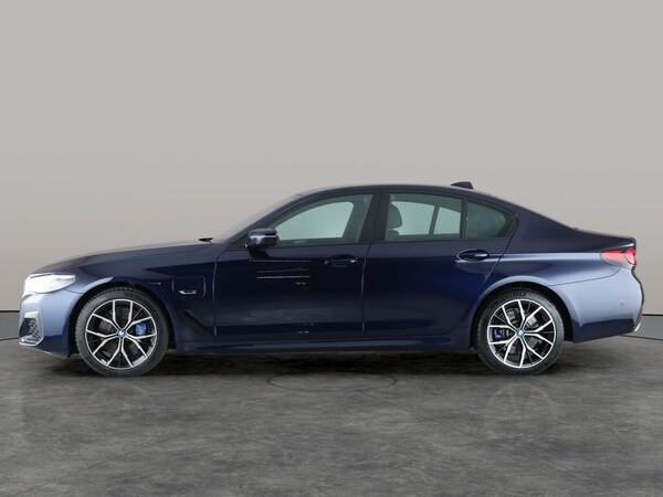 Used BMW 5 Series 2021 for sale - 76318399: Photo 17