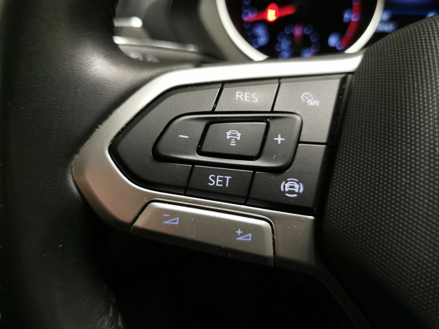 Used Volkswagen Tiguan for sale - 77180445: Photo 19