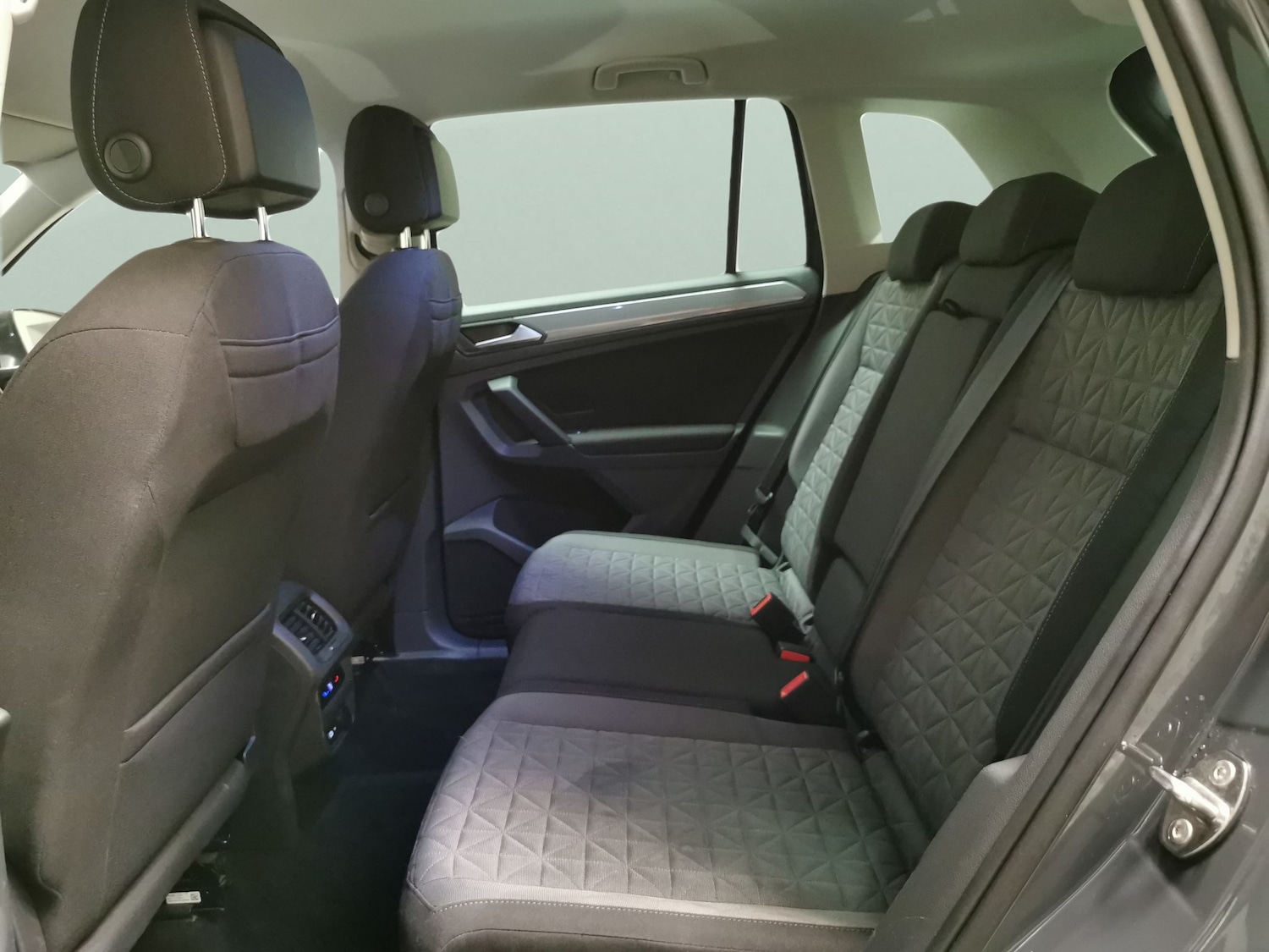 Used Volkswagen Tiguan for sale - 77180445: Photo 23