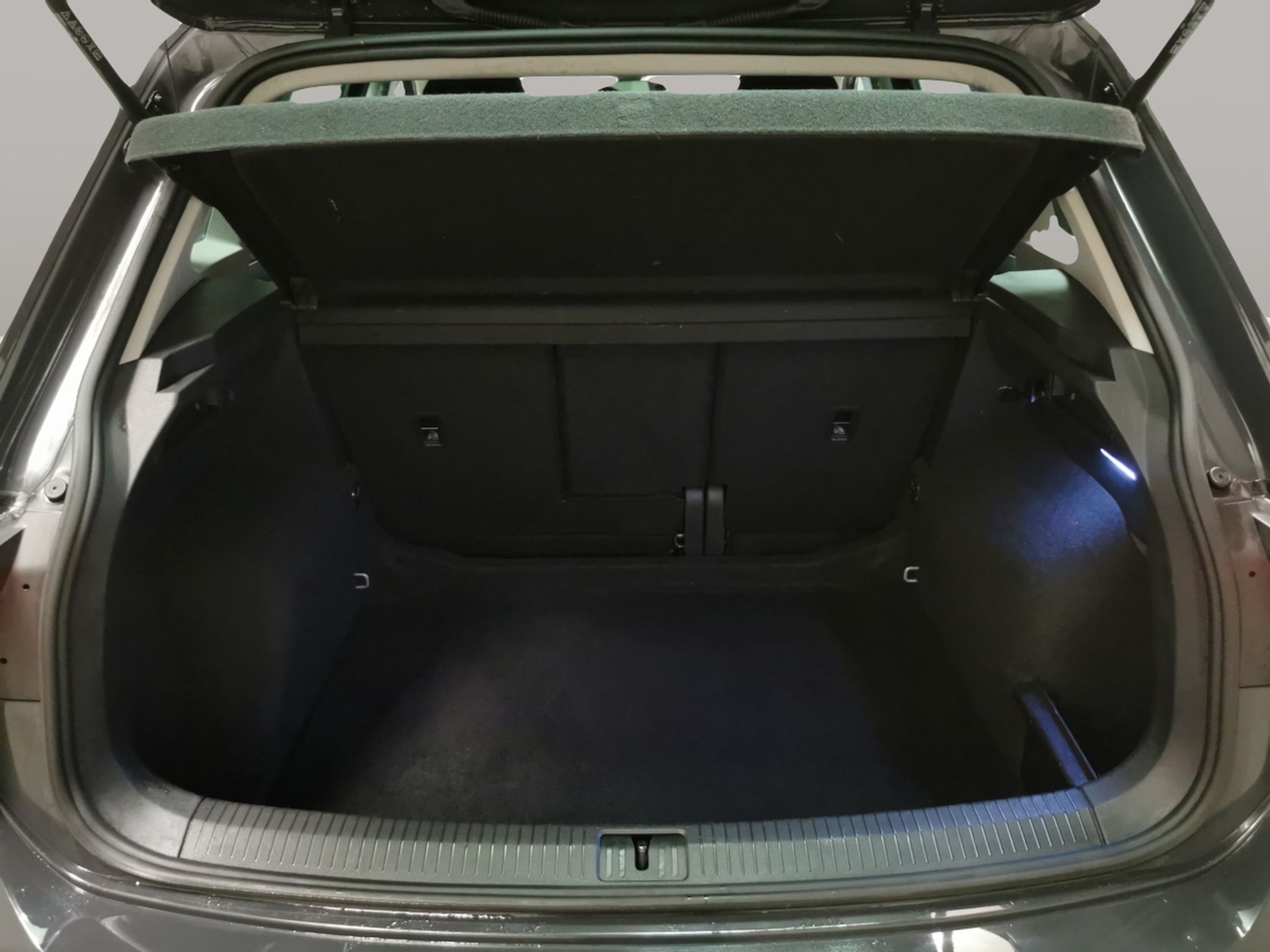 Used Volkswagen Tiguan for sale - 77180445: Photo 30