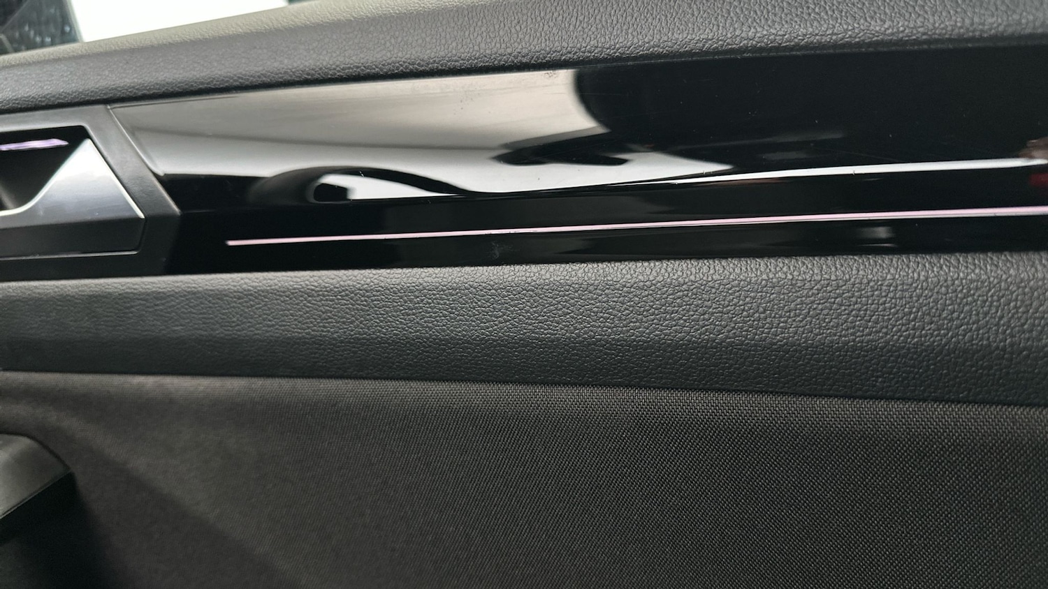 Used Volkswagen T-Roc 2022 for sale - 76480123: Photo 13