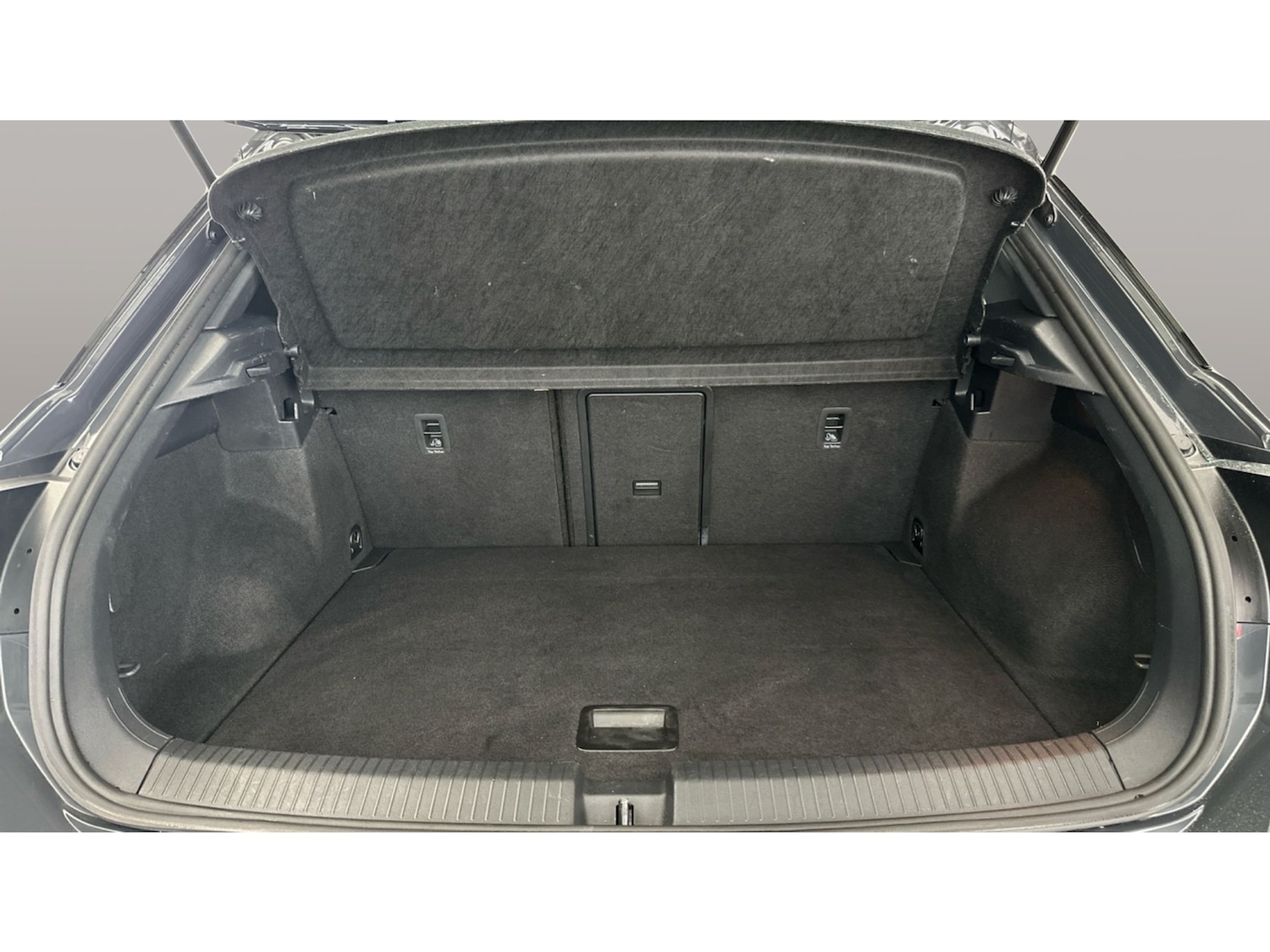 Used Volkswagen T-Roc 2022 for sale - 76480123: Photo 28