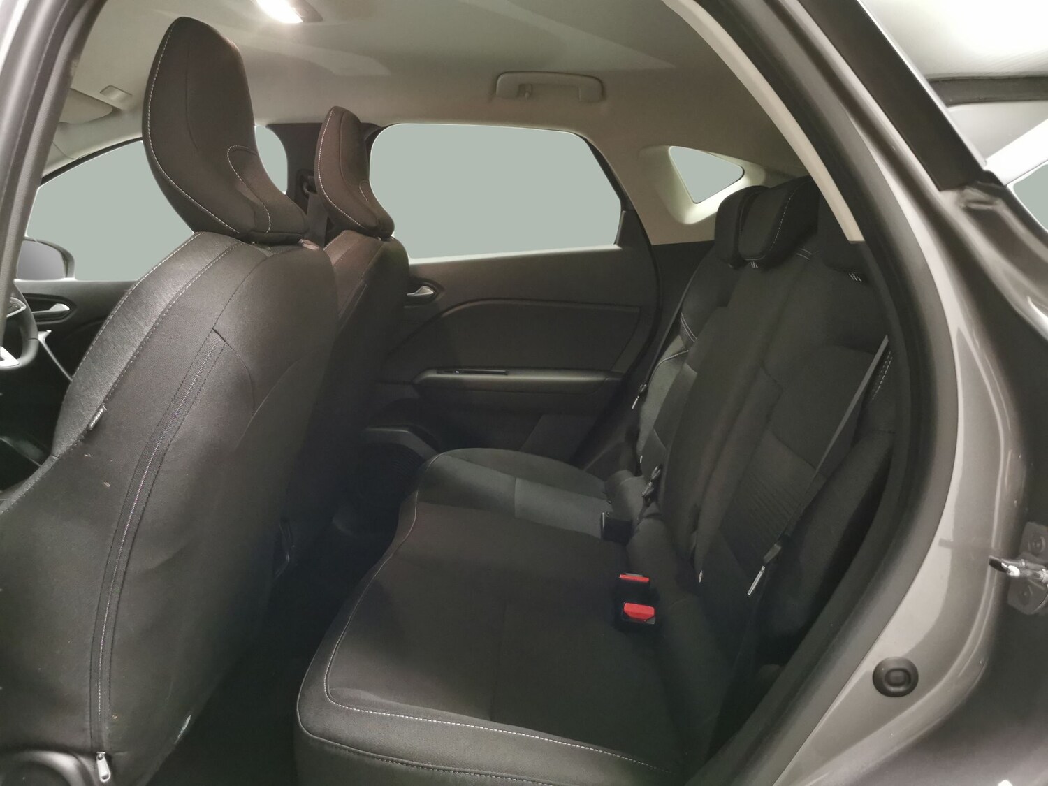 Used Renault Captur 2020 for sale - 77514017: Photo 31