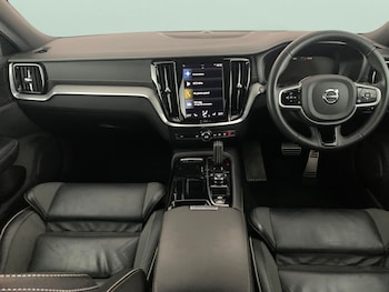 Used Volvo V60 2021 for sale - 76696854: Photo