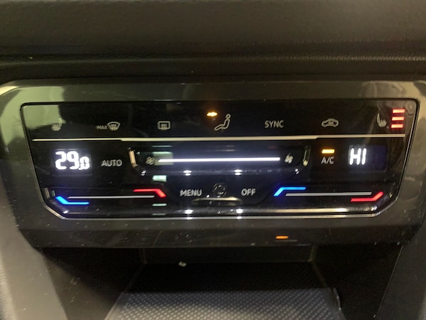 Used Volkswagen Tiguan 2022 for sale - 76279260: Photo 26