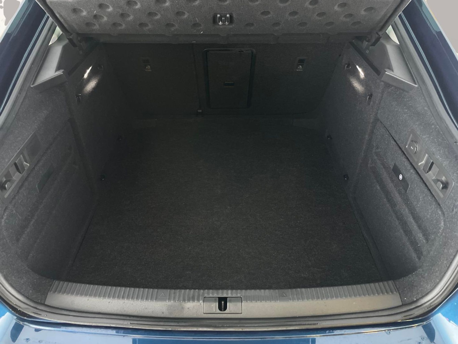 Used Skoda Superb 2023 for sale - 76663460: Photo 40