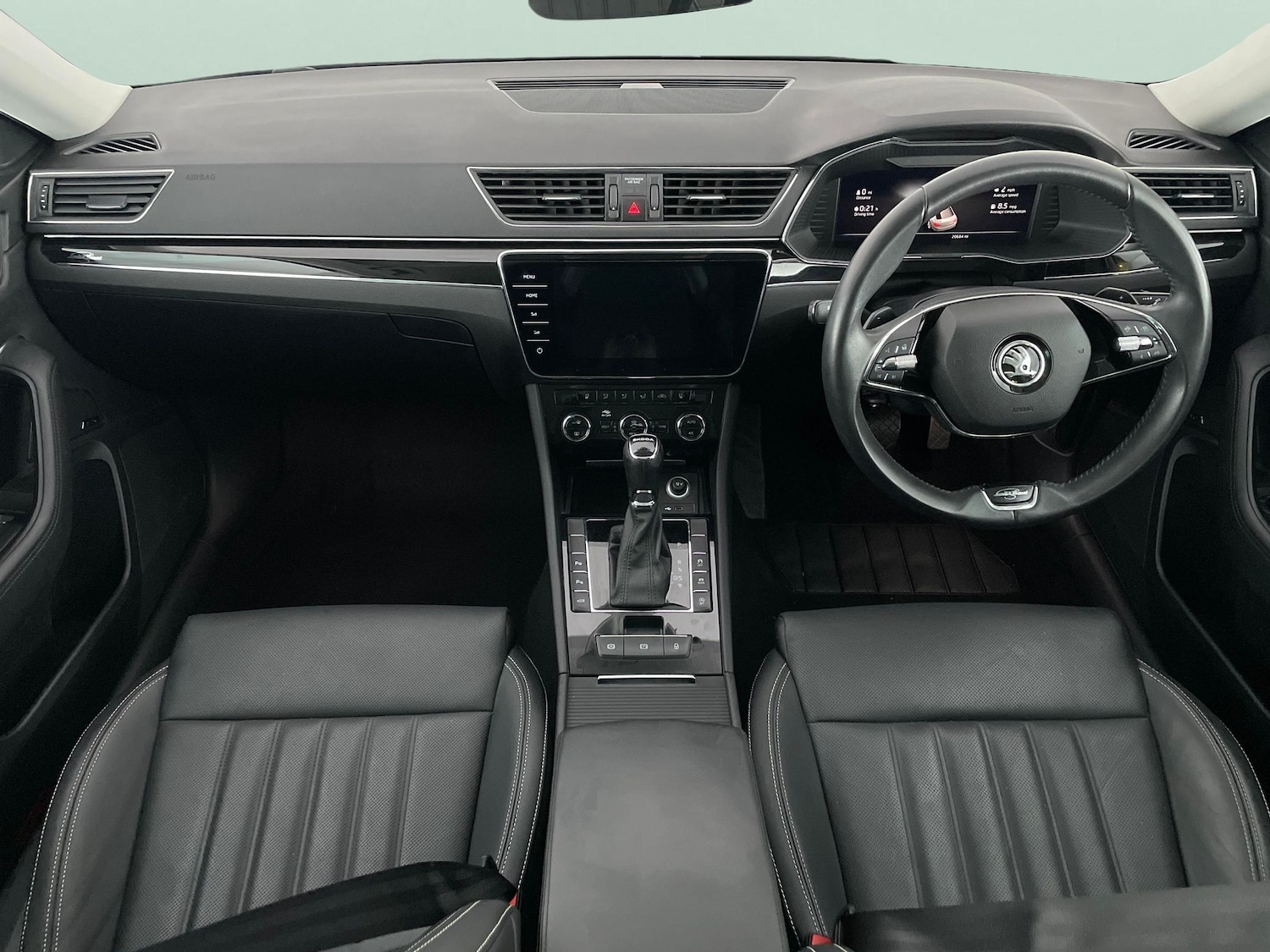 Used Skoda Superb 2023 for sale - 76663460: Photo 8