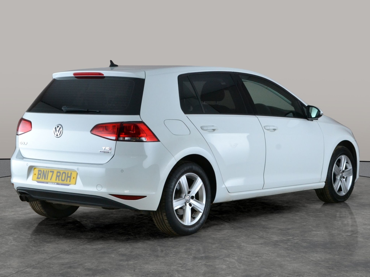 Used Volkswagen Golf 2017 for sale - 78000937: Photo 9