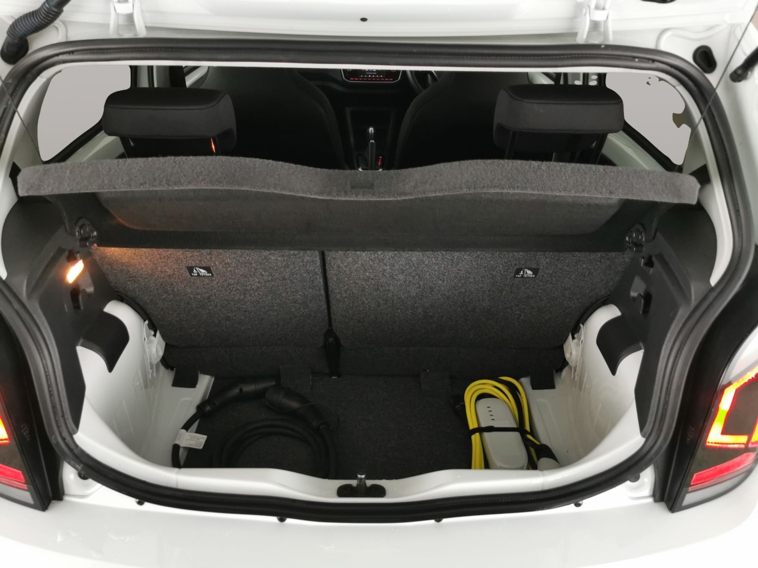 Used Volkswagen up! 2023 for sale - 77648519: Photo 29