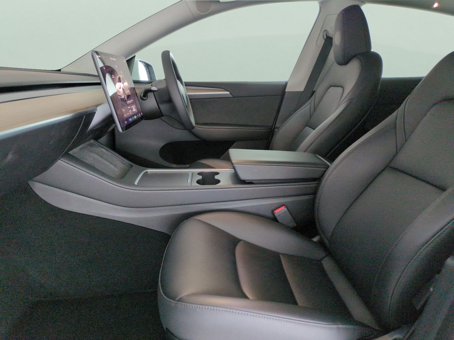 Used Tesla Model Y 2024 for sale - 77848467: Photo 4