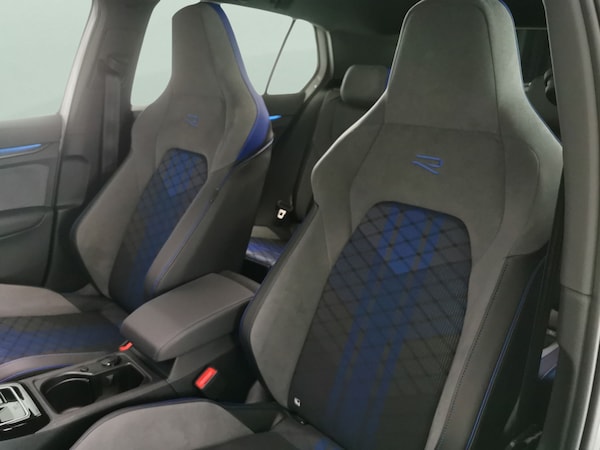 Used Volkswagen Golf 2023 for sale - 76344779: Photo 17