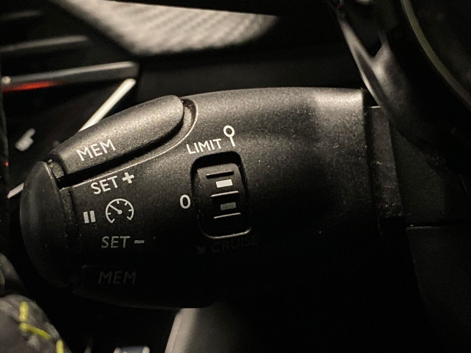 Used Peugeot 2008 2022 for sale - 78051871: Photo 19